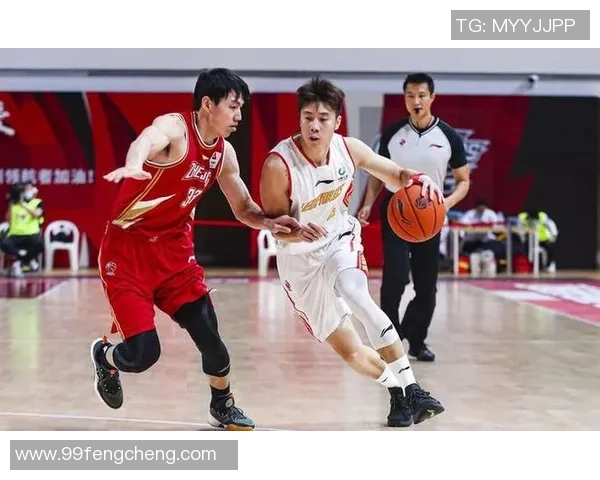 杭州足球队以65分领跑总决赛积分榜展现强劲实力