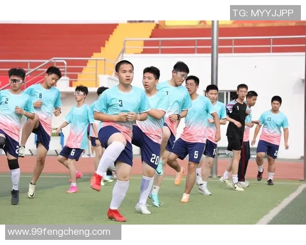 衡水足球明星阵容全解析与精彩瞬间回顾照片展示 衡水足球明星阵容全解析与精彩瞬间回顾照片展示